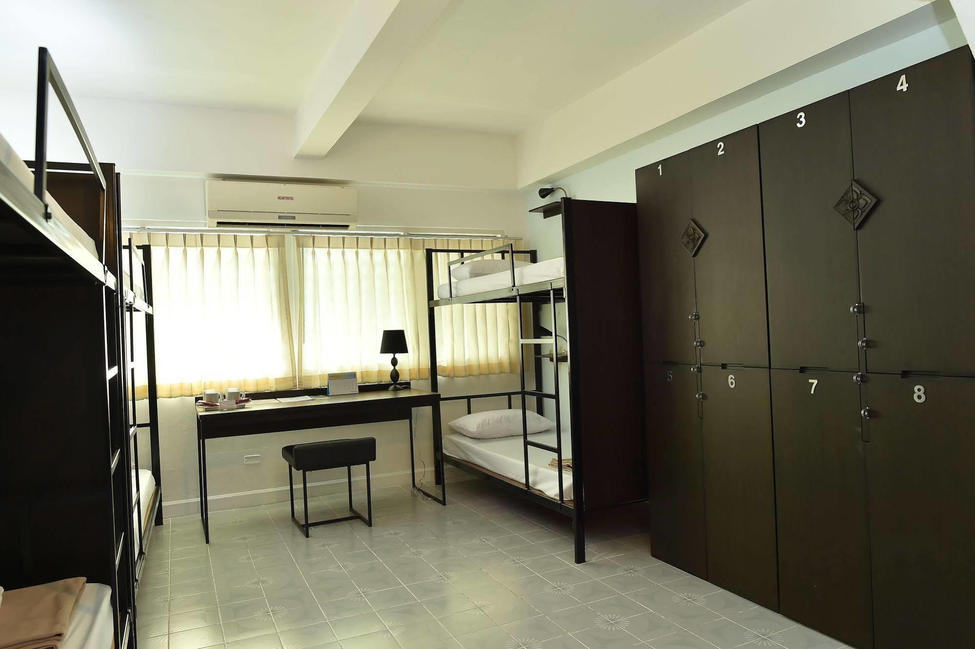 G9Bangkok Hostel Kültér fotó