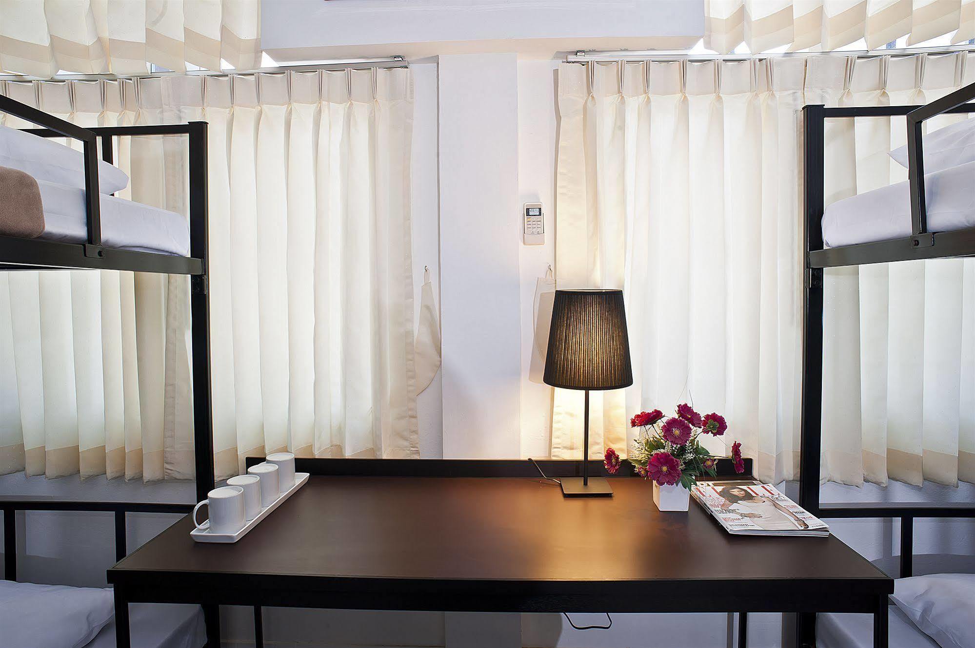 G9Bangkok Hostel Kültér fotó